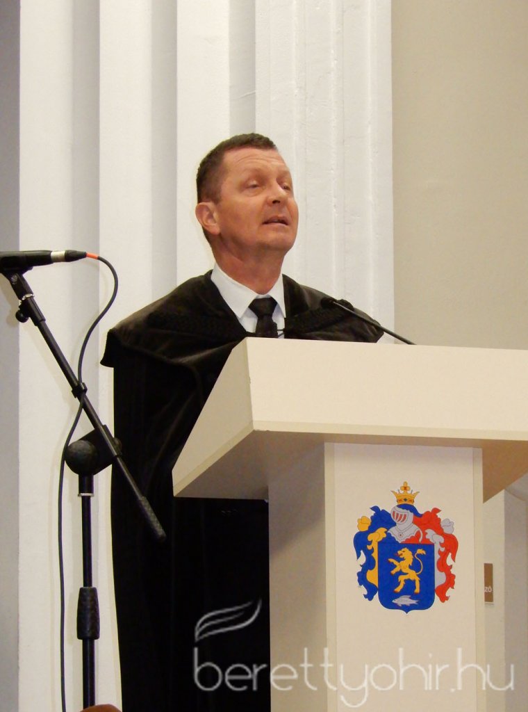 IX. Bihari Mézesnap 30